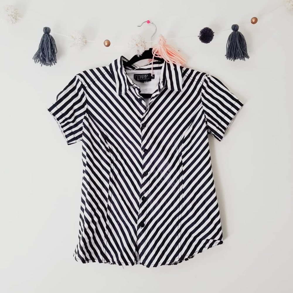 Tripp NYC Striped Fitted Button Up